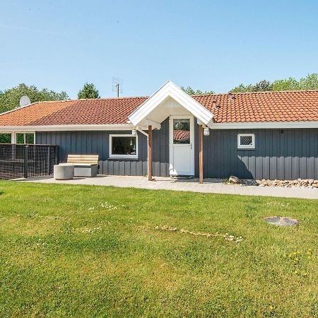 8 Person Holiday Home In Hejls Zewnętrze zdjęcie