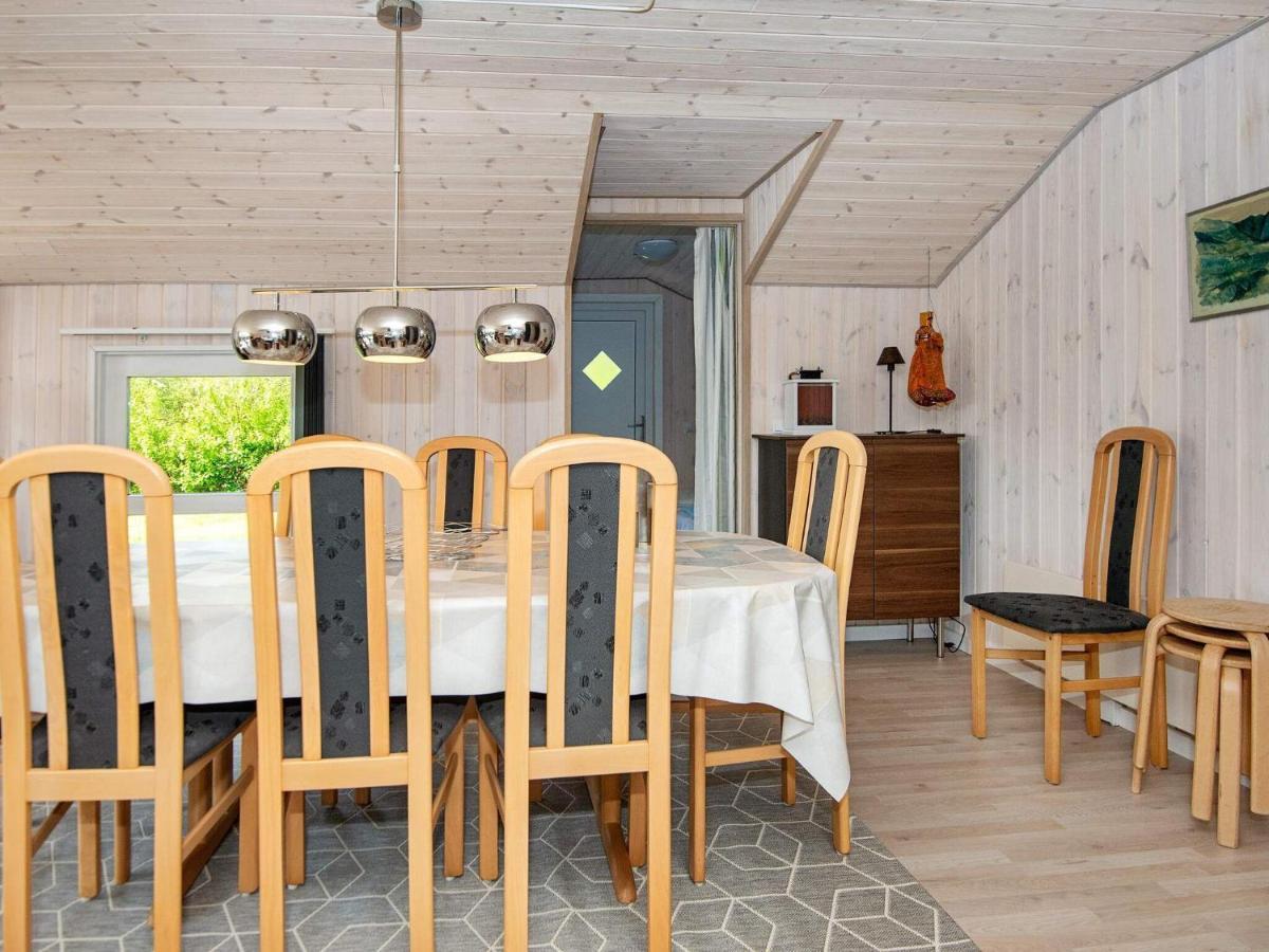8 Person Holiday Home In Hejls Zewnętrze zdjęcie