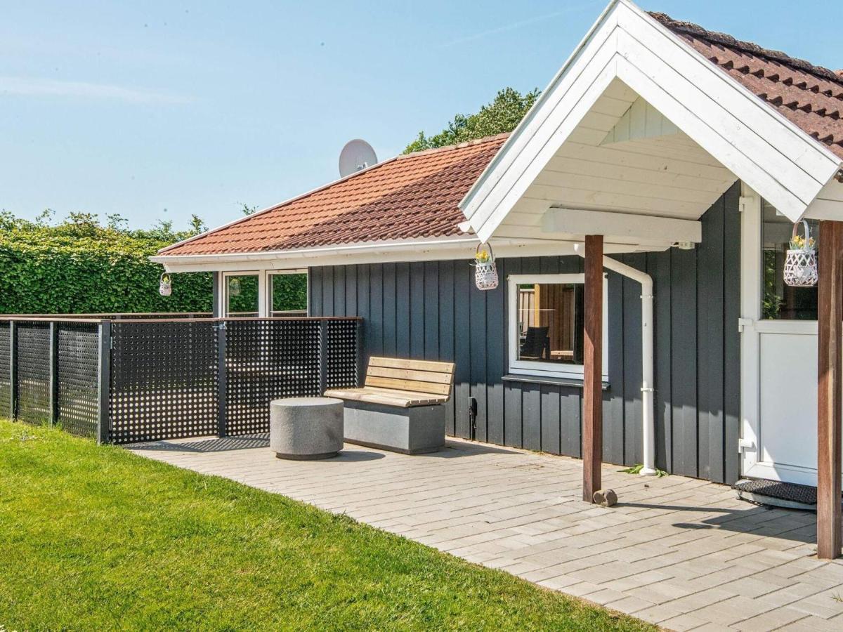 8 Person Holiday Home In Hejls Zewnętrze zdjęcie
